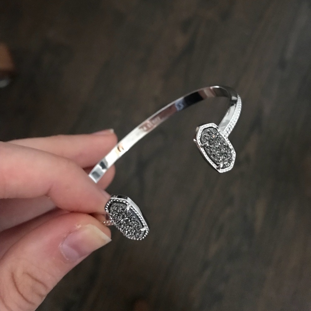 Kendra Scott bracelet